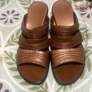 Clarks Brand New Lita Bronze Sandals
